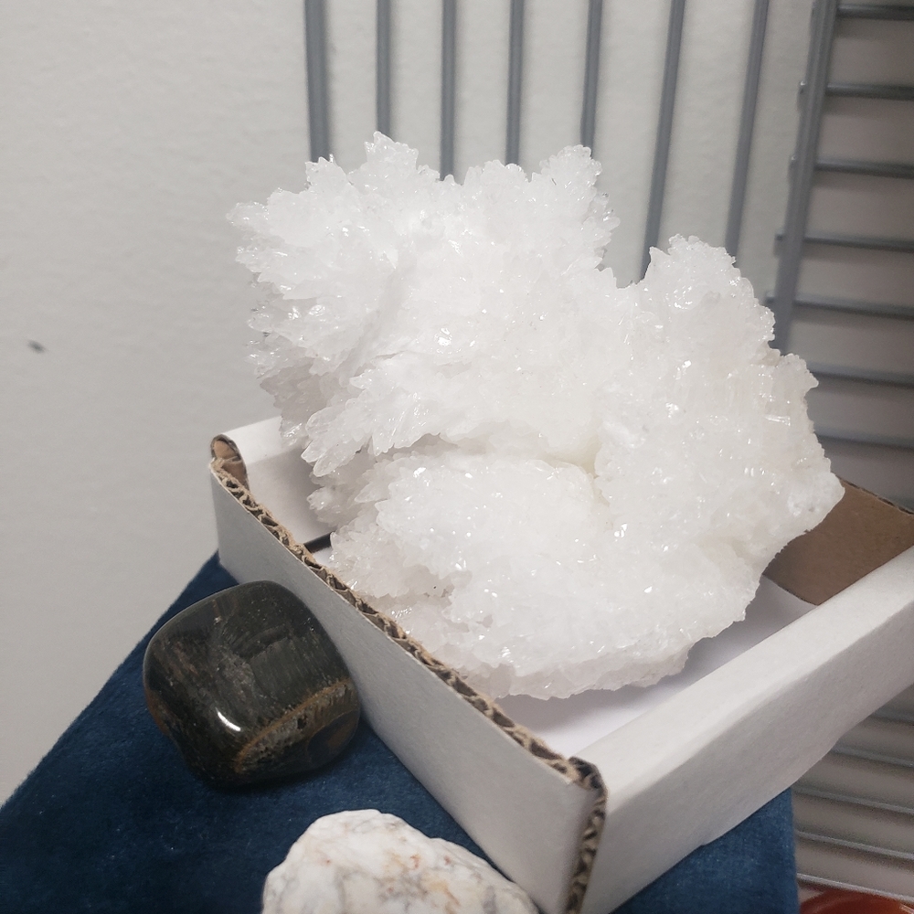 Snow flakes you say no no its a crystal